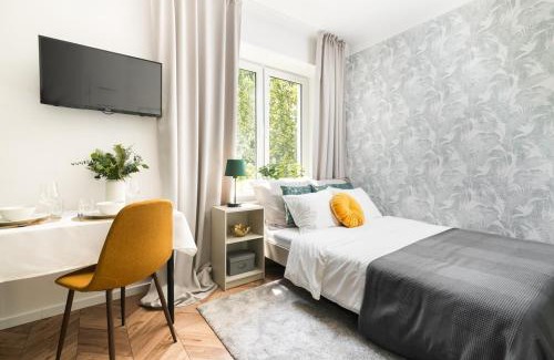 Nowe Miasto Apartment | Walnut Delight Apartment B Old Town