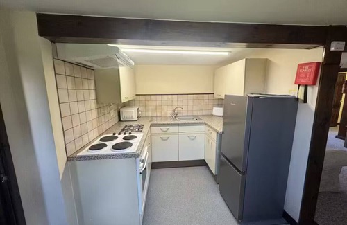 Repps with Bastwick House | Walnut Tree Cottage - River View