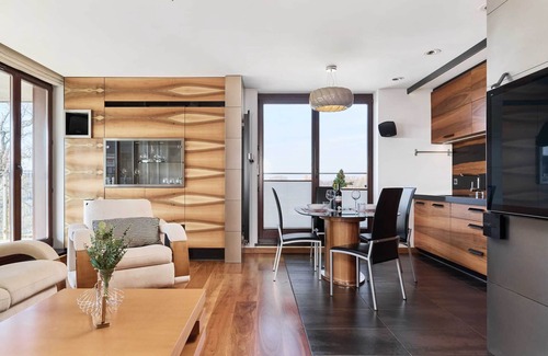 Krzyki Apartment | Walońska 7 | Wrocław Apartment | AC | Parking