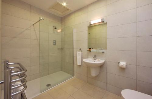 Youghal Hotel | Walter Raleigh Hotel