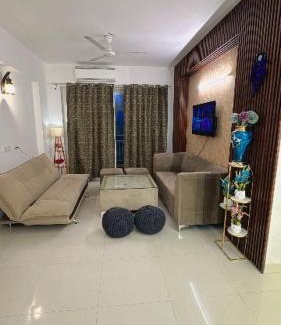 Bullawala Apartment | Wanderers inn- beautiful hills view