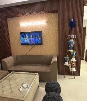 Bullawala Apartment | Wanderers inn- beautiful hills view