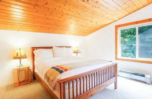 Glacier House | Wandering Rivers Retreat