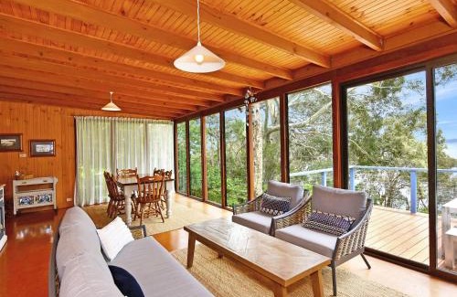 Wangi Wangi House | Wangi Waterfront HIdeaway