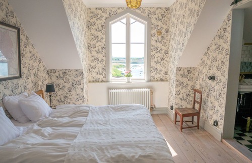 Klintehamn Hotel | Warfsholm