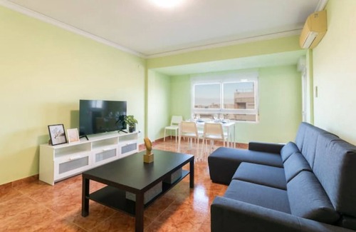 Gandia Apartment | Warm and comfort apartment very close of th e center of Gandia and beach. Peace