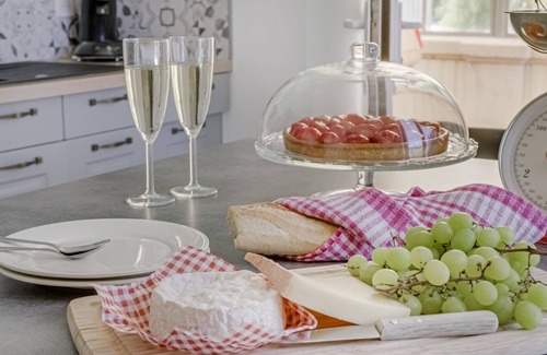 Robert-Espagne House | Warm and Family Home - High Range