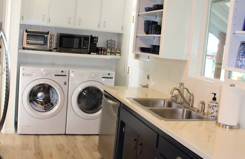 North Spokane House | Warm and Inviting 2 Bedroom 1 Bath in North Spokane