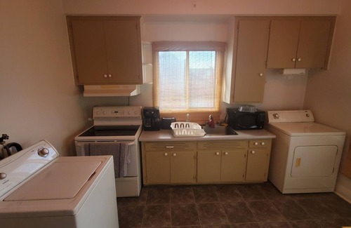 LaSalle Apartment | Warm & Cozy Apartment River View, with Parking