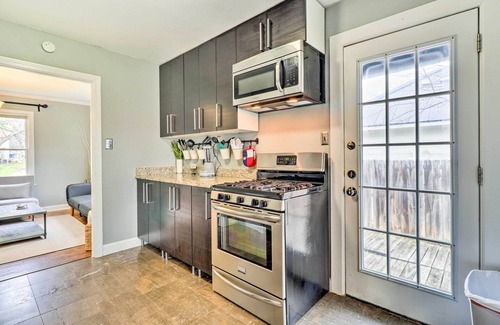 North Loop House | Warm & Welcoming Home w/Yard Near UT Campus!