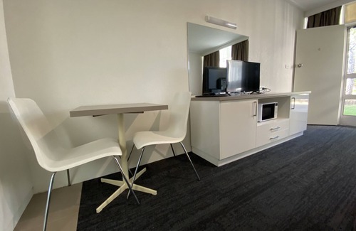 Albury Hotel | Warrina Motor Inn Wodonga CBD
