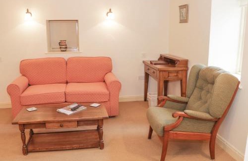 Much Wenlock House | Wash House Cottage