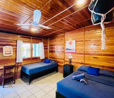 Brisas de Zicatela Hotel | Wasi la Punta 4 Starlink 2min walk to the beach