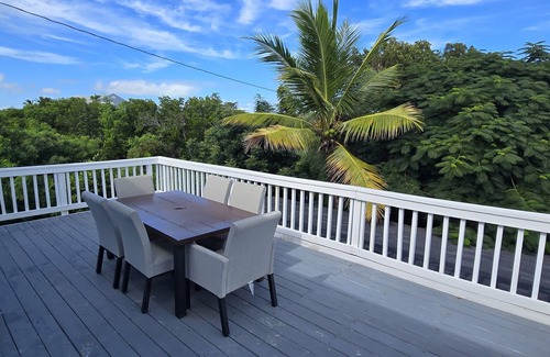 Discovery Bay Villa | Waterfront 3BR Villa w/Pool, Parking & Private Patio
