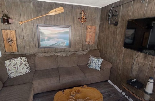 Harwich Cottage | WATER FRONT & BACK 4 SEASON GETAWAY AT THE BAY.nRelax with family & friends.