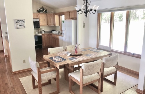 Six Mile House | Water Front Cabin with Excellent Lake View in Six Mile! near Clemson