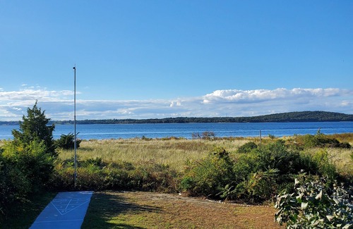 Portsmouth Cottage | Water Front Summer Vacation Rental
