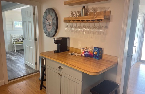 Dighton House | Water's Edge CottagenExperience serenity at our sweet, tranquil waterfront home!