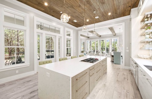 Watercolor House | "Watercolor Brushtrokes" Heated Private Pool/Golf Cart/Walk to Camp Pool/Bikes