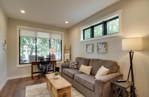 Alexandria House | Watercraft and Dock Lakefront Retreat in Alexandria