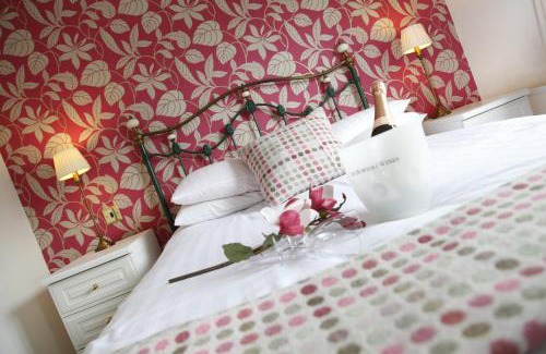 Waterhead Hotel | Wateredge Inn- The Inn Collection Group