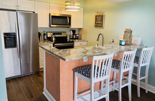 Walden on Lake Conroe Condo | Waterfront - 1st Floor! Beautifully Decorated 2 Bedroom/2Bath - Sleeps 6/8