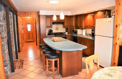 Grantham House | Waterfront 5 bedroom home on Stocker Pond with Dock