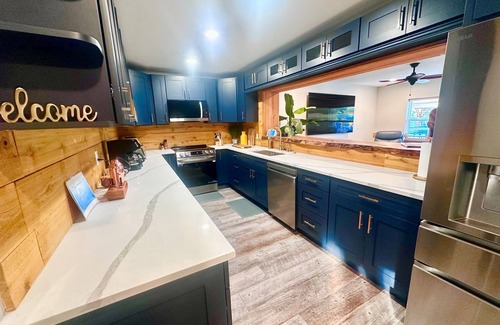 Belleair Beach House | Waterfront 5-bed 4 bath with heated pool BTR 2030