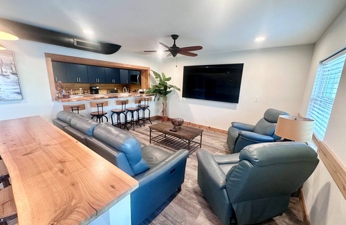 Belleair Beach House | Waterfront 5-bed 4 bath with heated pool BTR 2030