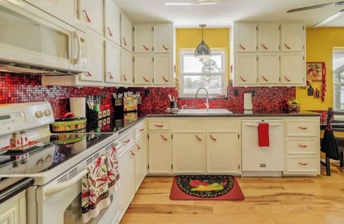 Blanchard House | Waterfront 5BR + Hot Tub + Fire Pit with Awesome Building for Entertaining!