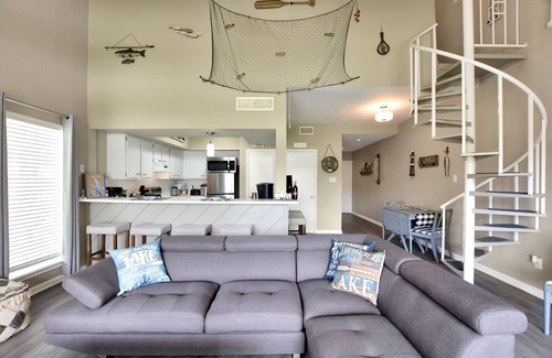 April Sound Condo | WaterFront Condo in upscale neighborhood of April Sound “Our Happy Place”