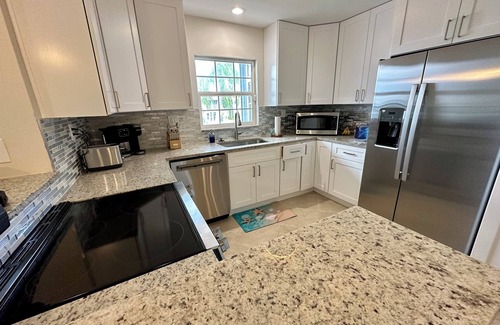 Yacht Club Condo | WATERFRONT Condo with pool. Great views of sunsets. Condo is like new!