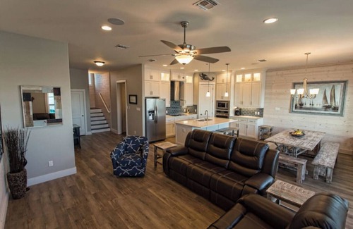 Corpus Christi House | Waterfront Harbor View Hideaway