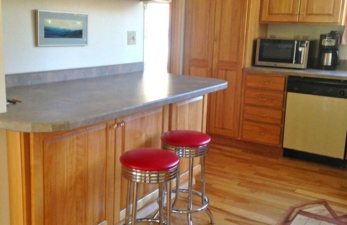 Wolcott House | Waterfront Home on Lake Elmore - Relax and enjoy four season recreation