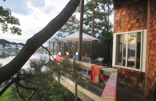 Hull House | Waterfront - Magnificent Sunsets - Direct Water Access