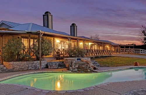 Highland Lake Estates House | Waterfront peace - the ideal wellness retreat
