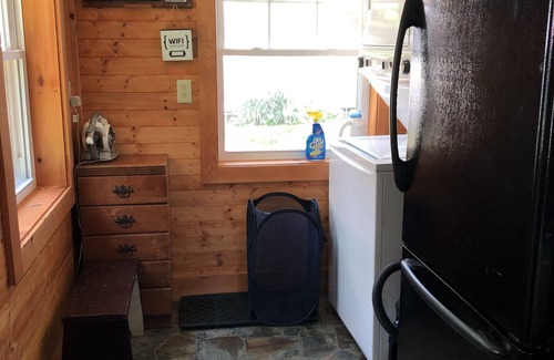 Ovid Cottage | Waterfront property on Cayuga Lake, in the heart of FLX wine country