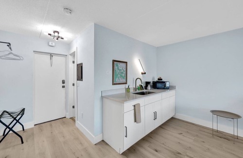 Isles of Capri Condo | Waterfront Retreat | Isles of Capri | Marco Island