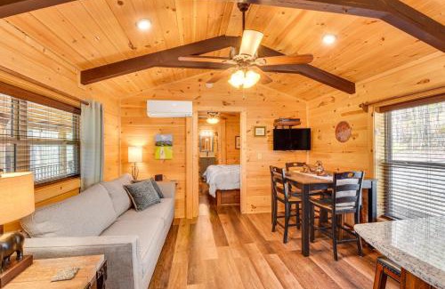 Seneca House | Waterfront Seneca Cabin about 4 Mi to Boat Launch!