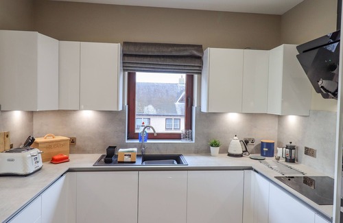 Waterhead Cottage | WATERHEAD RETREAT, family friendly in Ambleside