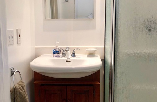Northeast Harbor House | Waterview Cottage on MDI with direct access to Acadia National Park