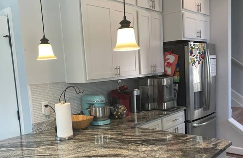 Knoxville House | WATERVIEW HOME ON TOP OF A MOUNTAIN 1 Hr From DC