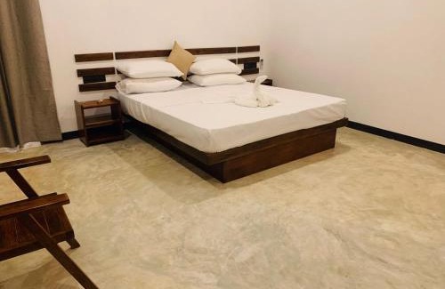 Dickwella Hotel | Wave Crest Villa