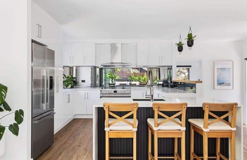 Rye House | *Wave House Rye*-spacious w/Spa