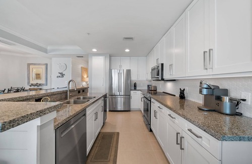 Silver Sands Beach Condo | Waves of Luxury: Unwind at This Premier Oceanfront Condo