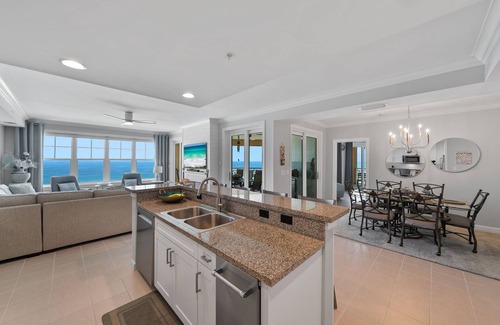 Silver Sands Beach Condo | Waves of Luxury: Unwind at This Premier Oceanfront Condo