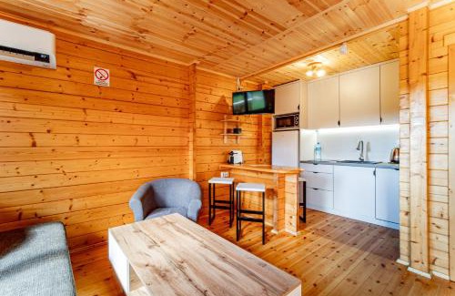 Sarbinowo Cabin | Wczasowa8 Domki Agat Sarbinowo