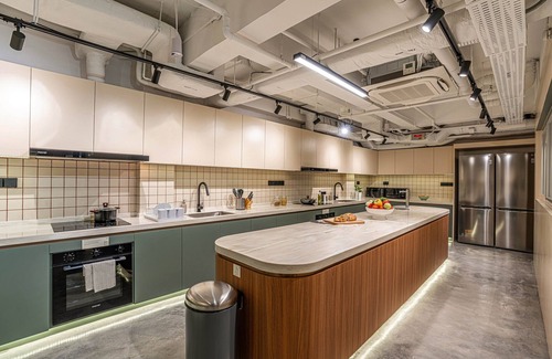 Kampong Glam Apartment | Weave Suites - Midtown