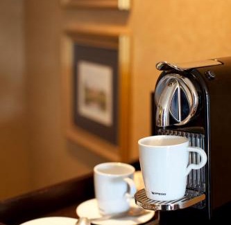 Downtown Vancouver Hotel | Wedgewood Hotel & Spa - Relais & Chateaux