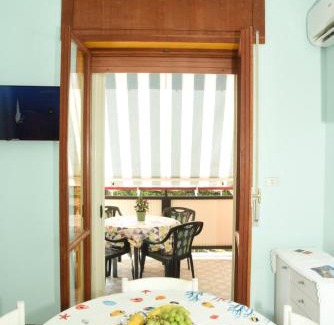 Lido di Campomarino Apartment | Week end 29